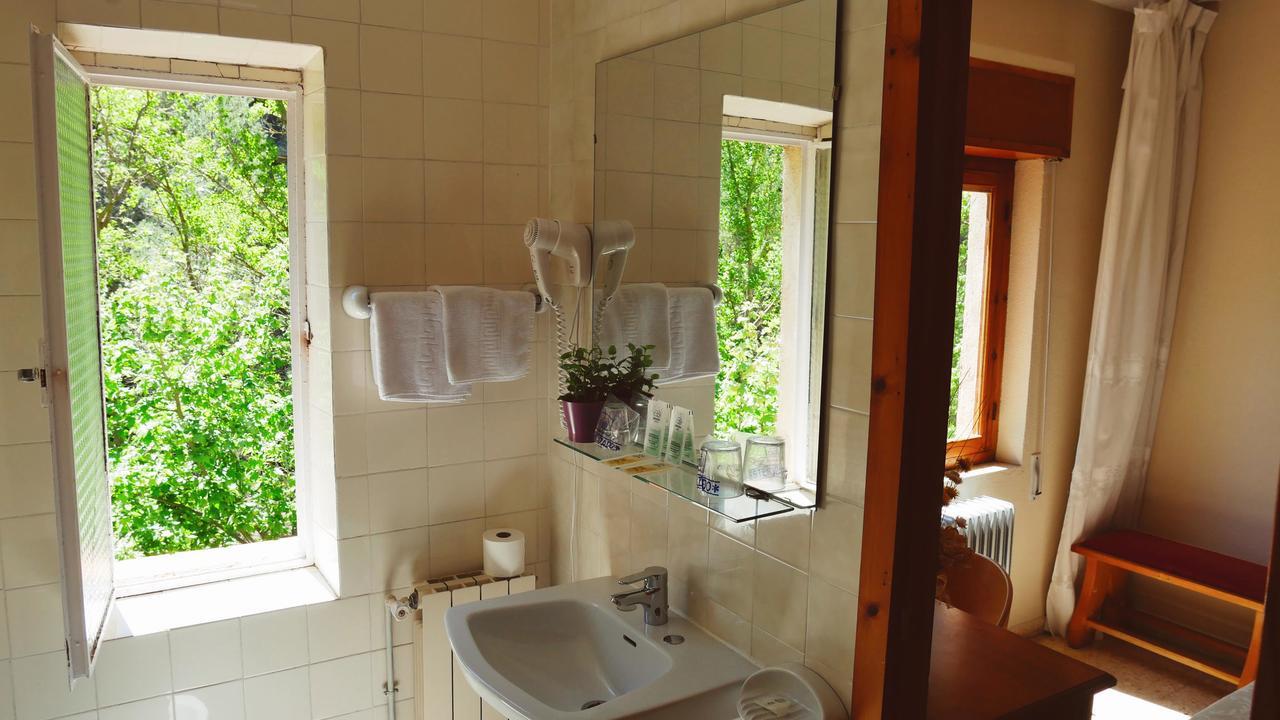 Balneario De Tus Hotel Yeste Exterior photo